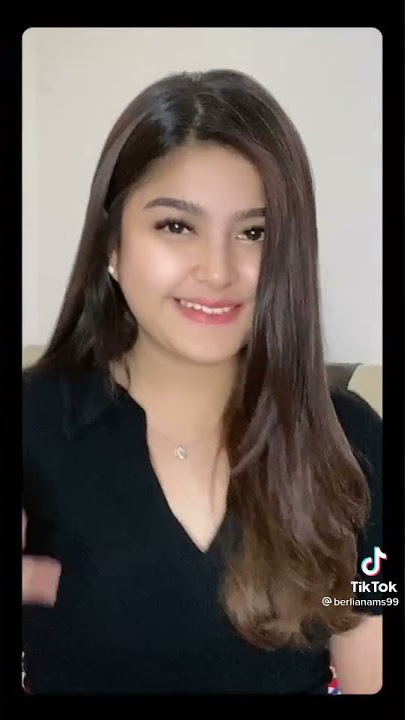 tante goyang tiktok rasanya hemz.#shorts