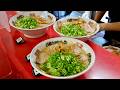 たった2時間の営業に客殺到!箸が立つほどドロドロの超濃厚とんこつラーメンが客を虜にする伝説的ラーメン店に密着