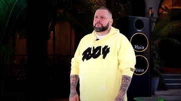 3D Gaussian Splat + Marvle World Labs 3D Background - Test 3D/4D Scan with DJ Crowd | Volumetric