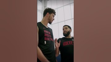 Fred Vanvleet Coaching the Young Guys! 👀💪#shorts #shortsfeed #nba #trending #houstonrockets #viral