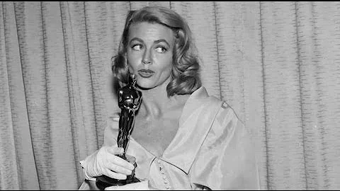 Dorothy Malone Wins Supporting Actress: 1957 Oscars