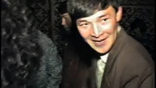 видео: 2- бөлім Керізбұлақ ауылы Бұрхановтар отбасы Бақытбек + Райхан той  1991 жыл 1 декбарь картинка: 2- бөлім Керізбұлақ ауылы Бұрхановтар отбасы Бақытбек + Райхан той  1991 жыл 1 декбарь