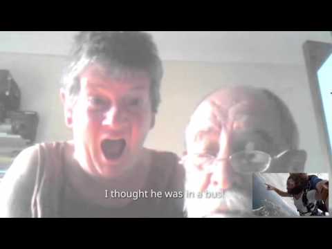 Chamada de Skydiving para os pais no Skype | Hostelworld