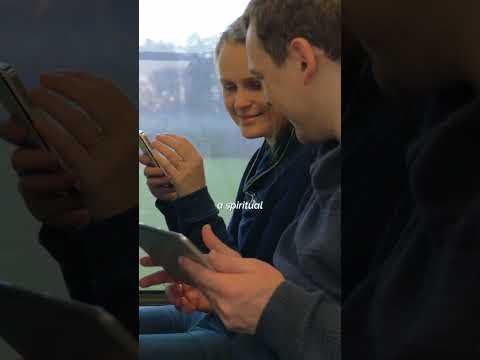 Eckhart Tolle: Stop Reaching for Your Phone While Waiting