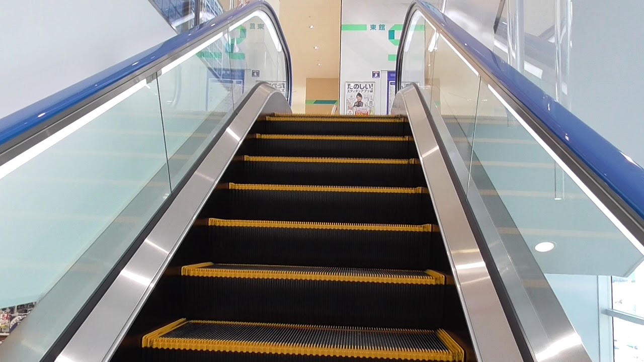 エディオン 広島本店・東館のエスカレーター（上り・東芝製）Up Escalator, EDION Hiroshima Main shop(TOSHIBA)