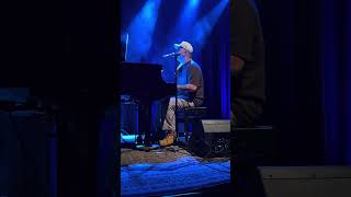 Mac Ayres performing Brand New in Dallas, TX. #macayres #concert