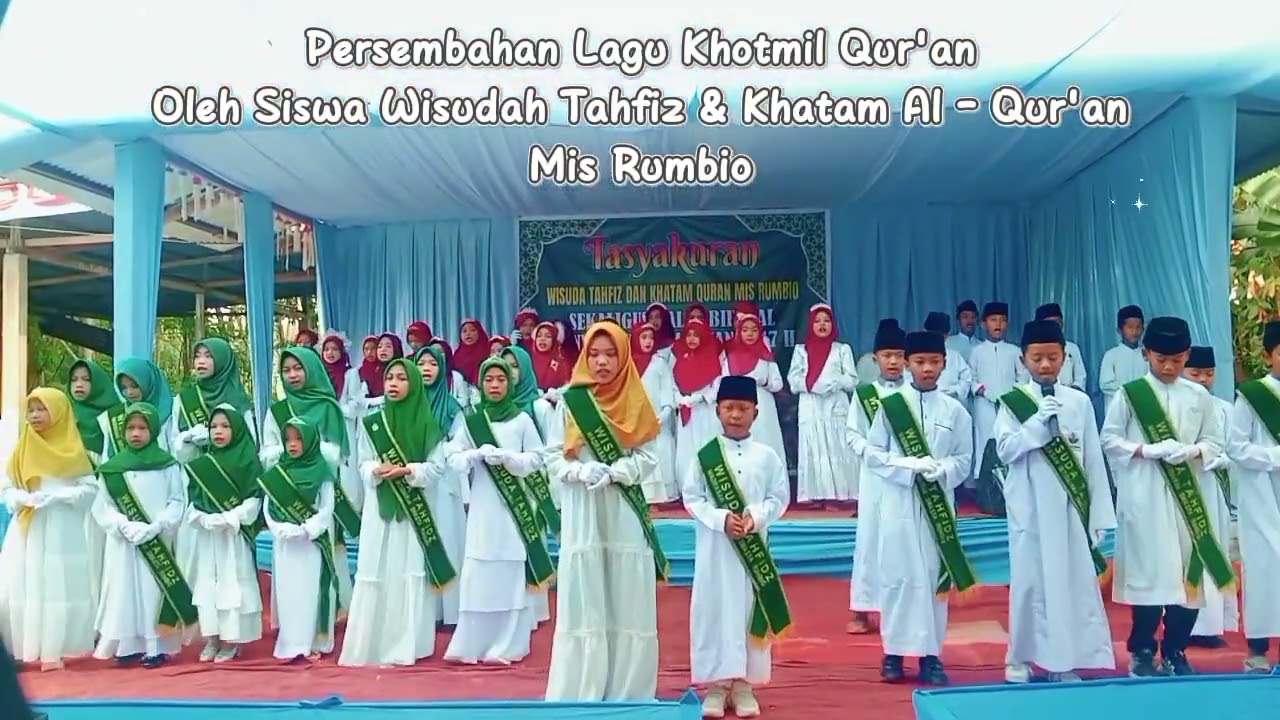 Penampilan lagi Khotmil Quran dalam kegiatan pembukaan acara wisuda Tahfiz dan khatam quran 2026