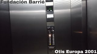 ¡Épicos! Ascensores Otis Europa 2001 eléctricos MR del 1993 en la Fundación Barrié, A Coruña, España