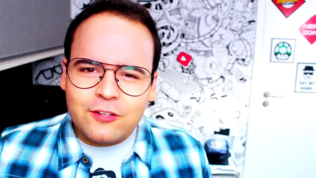 QUANTO OS YOUTUBERS BRASILEIROS GANHAM? - YouTube