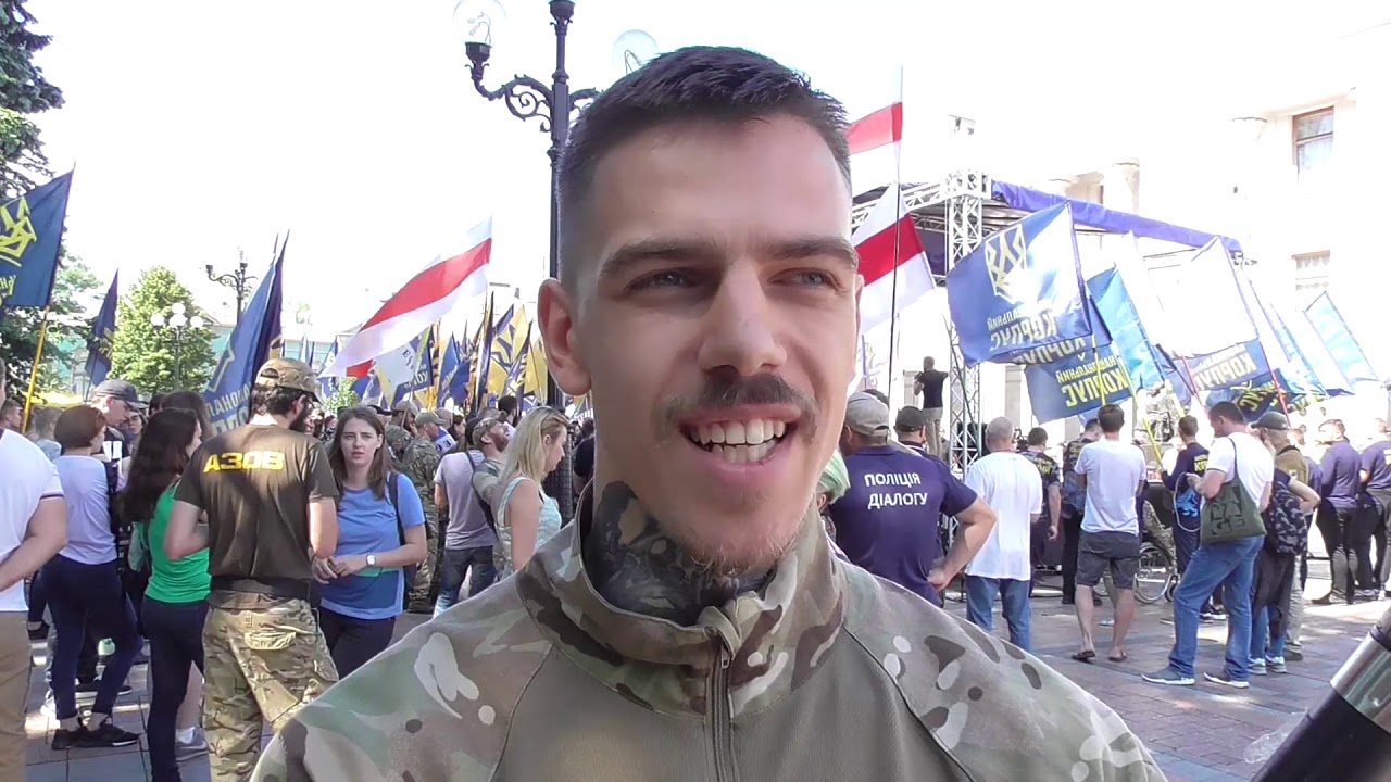 Акція протесту \"Паспорт добровольцю!\" - YouTube