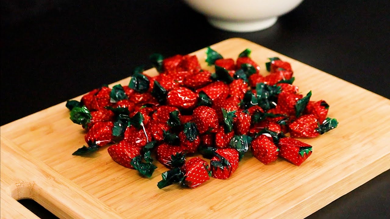 Cómo hacer helado cremoso con caramelos de fresa | ¡Receta rápida