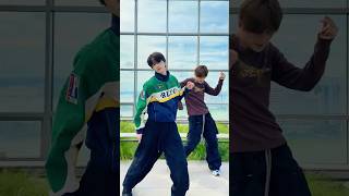 Dougie???? #TWS #신유 #지훈