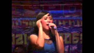 Download Lagu 10 Sari feriska Derita melanda MP3