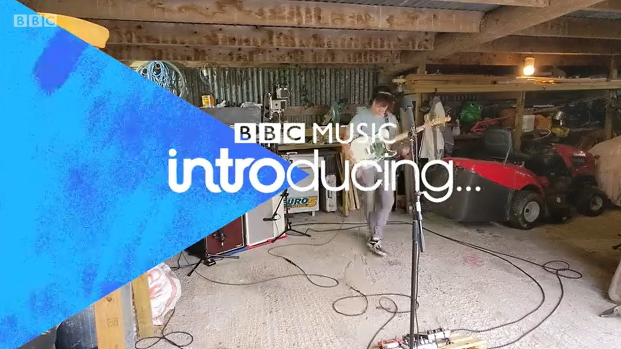 Fluff - 21Thunder - BBC Introducing At Home Live Session - 11/09/2021 adlı videoyu YouTube'da izle Fluff - 21Thunder - BBC Introducing At Home Live Session - 11/09/2021 adlı videoyu YouTube'da izle