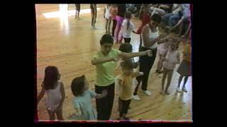 Représentation de fin d'année à la salle de danse - Juin 2000