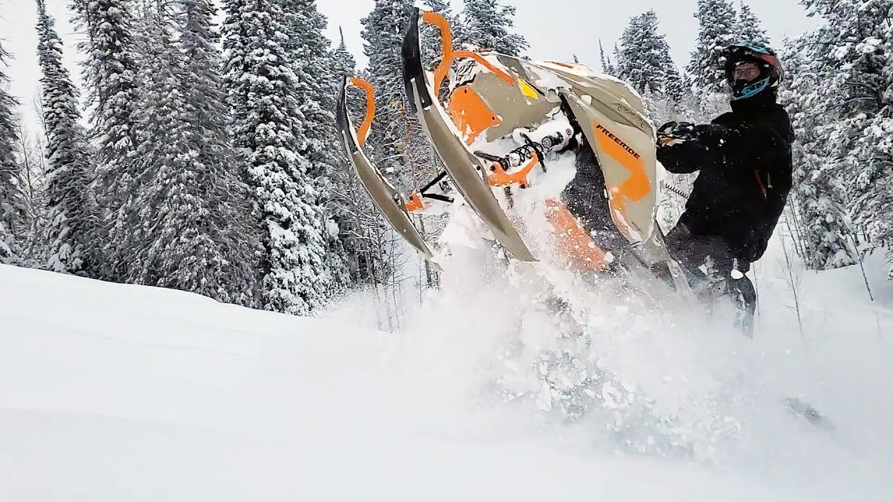 SNOWMOBILING: Snowmobiling in the Uinta Mountains of Utah