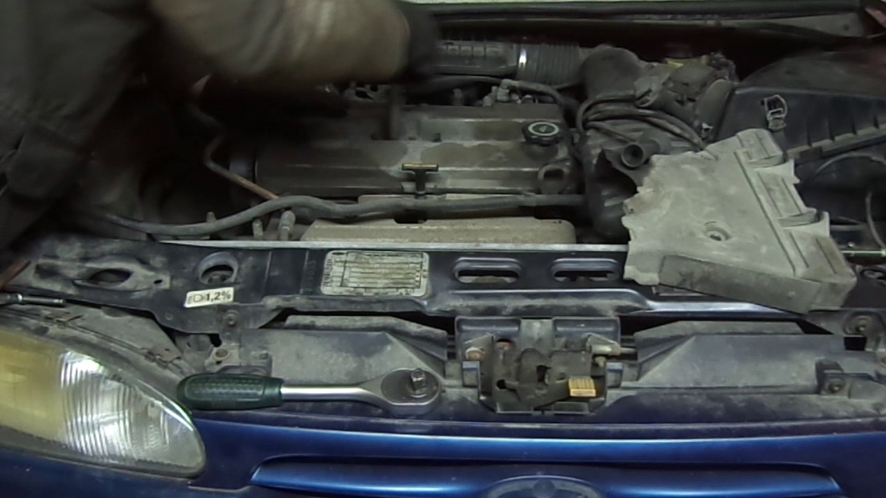 Замена ремня ГРМ двигателя NGA на Ford Mondeo 1993