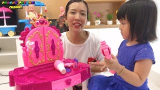 Ruby Hướng Dẫn Chơi Đồ Chơi Bàn Trang Điểm Ma Thuật Mới