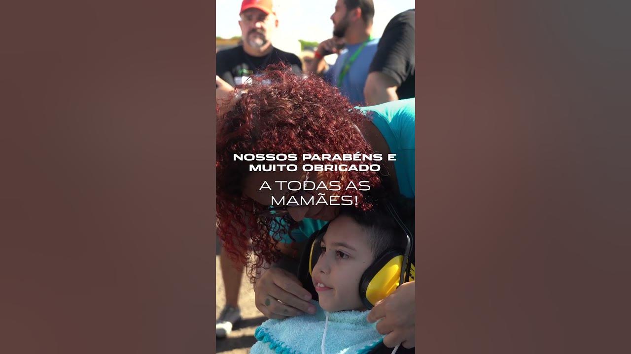 Celebramos aquelas que são verdadeiras pilotos de nossas vidas: as mães.  Feliz Dia das Mães! 🚗❤️