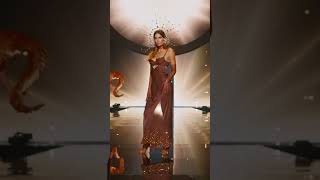 Shes Beauty And Shes Graceits Lily Aldridge.