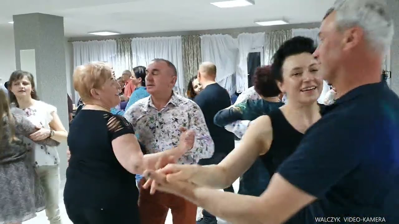 Wiązanka walczyków na zabawie ludowej w Klwowie