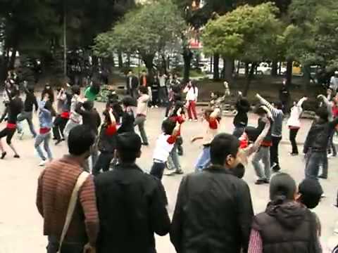 ბალის Flashmob სამედიცინო უნივერსიტეტი