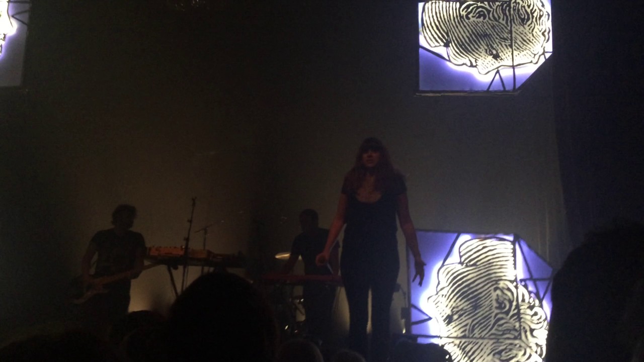 DUCHESS SAYS TRAVAILLEZ LIVE IN MONTREAL 20161020 YouTube