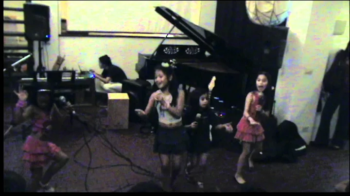 Arianna De Leon Live