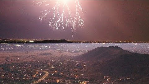 Massive Lightning Strike in Peoria Arizona - 2020-08-20 - 4K Drone Video