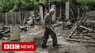 Russia destroys every bridge leading to Ukrainian city of Severodonetsk - BBC News