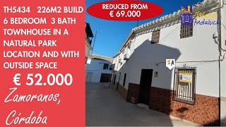 Just 57K, 226m2 build 6 Bedroom 3 Bath Townhouse Property for sale in Spain inland Andalucia TH5434