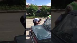 Полевской, проверка документов закончилась потасовкой с гаишниками