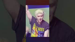 who is this guy? 🤭🤨 #taeyong #nct127 #nct