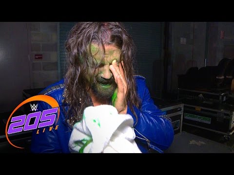 The Brian Kendrick reacts to Tajiri's green mist: WWE 205 Live Exclusive, Jan. 3, 2017