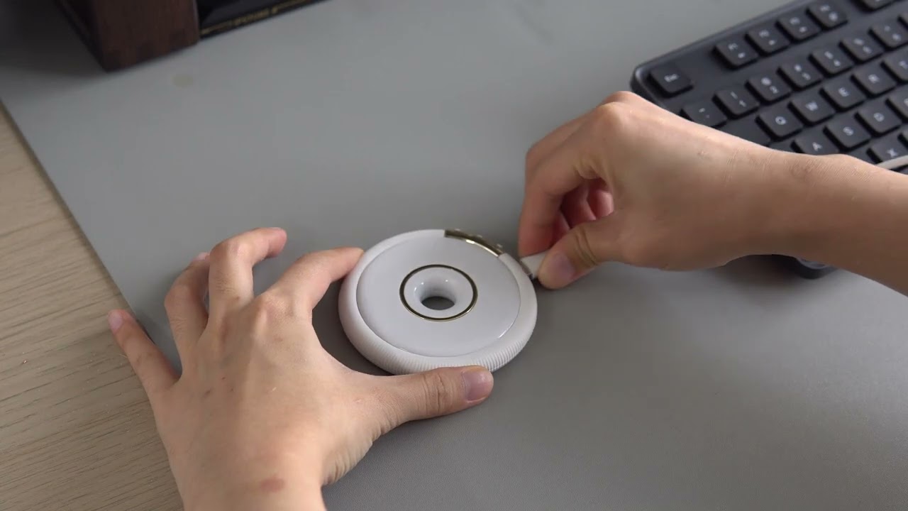 nura ONE オンイヤースピーカー ホワイト　ケース付き nura ONE オンイヤースピーカー ホワイト ケース付き 51DFJM40RqL