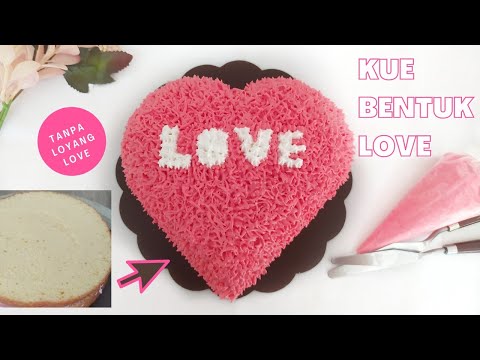 Video: Bagaimana cara membuat kue berbentuk hati dari loyang persegi?