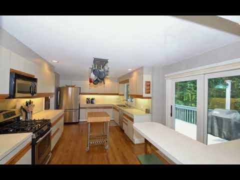 32 Ironwood Road, West Hartford, CT home video tour