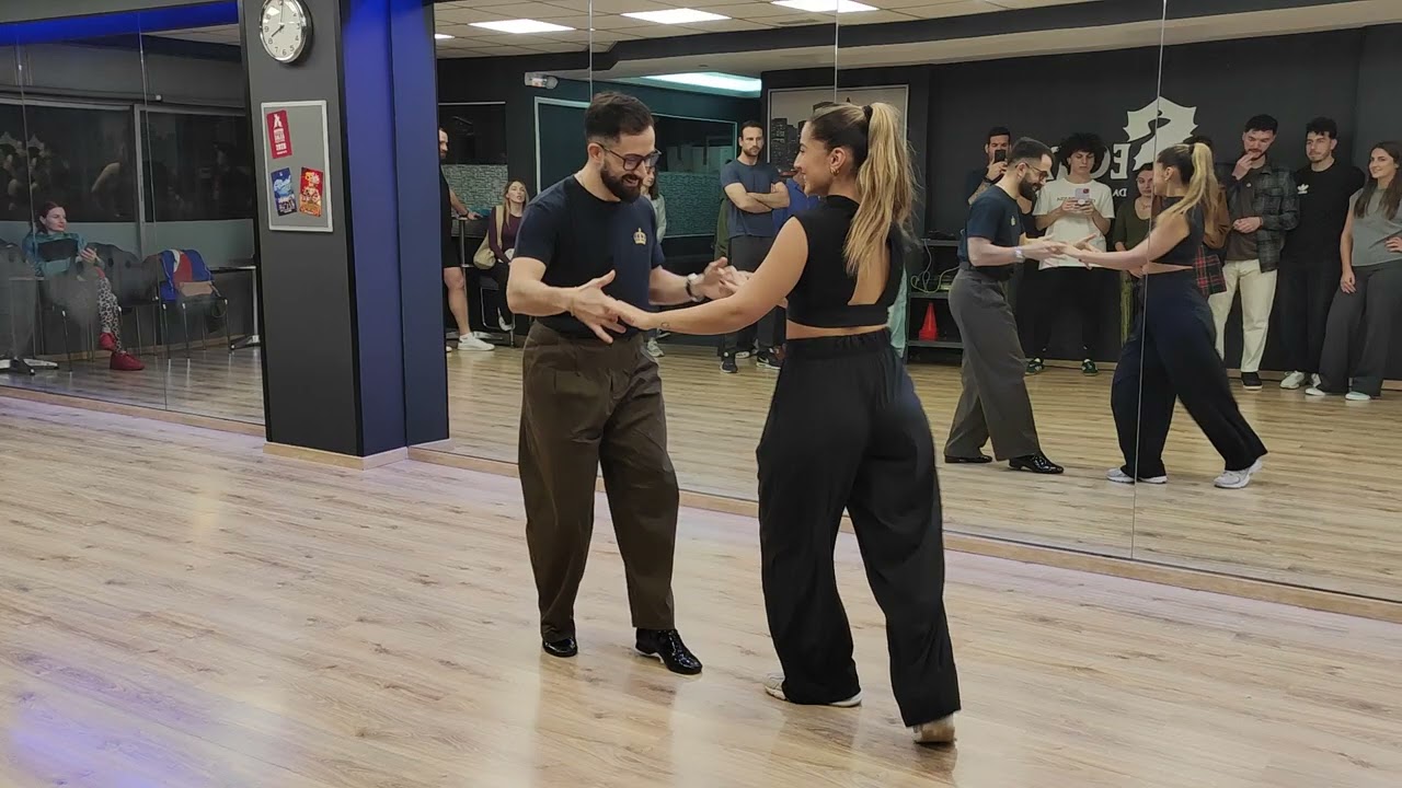 2026-01-28 #33: Pretzel, fake lead, fake turn!