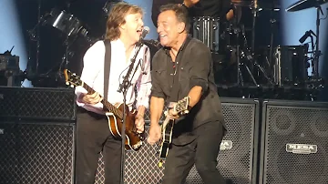 "I Saw Her Standing There" Paul McCartney & Bruce Springsteen@MSG New York 9/15/17