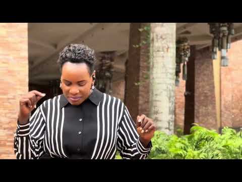 OMUSAAYI GWA DAUDI PR LILIAN KWIZERA VISUALIZER