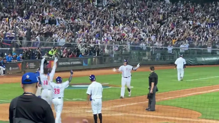 【2023 WBC世界棒球经典赛】三分砲「吉力吉捞．巩冠」Giyaw 我爱你！霸气甩棒！｜义大利  vs. 台湾队｜2023.03.10 #wbc #cpbl - 天天要闻