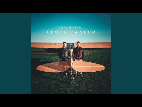 Cloud Dancer bekijken op YouTube Cloud Dancer bekijken op YouTube