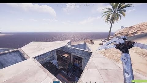Rust Console I found a loaded decayed base…