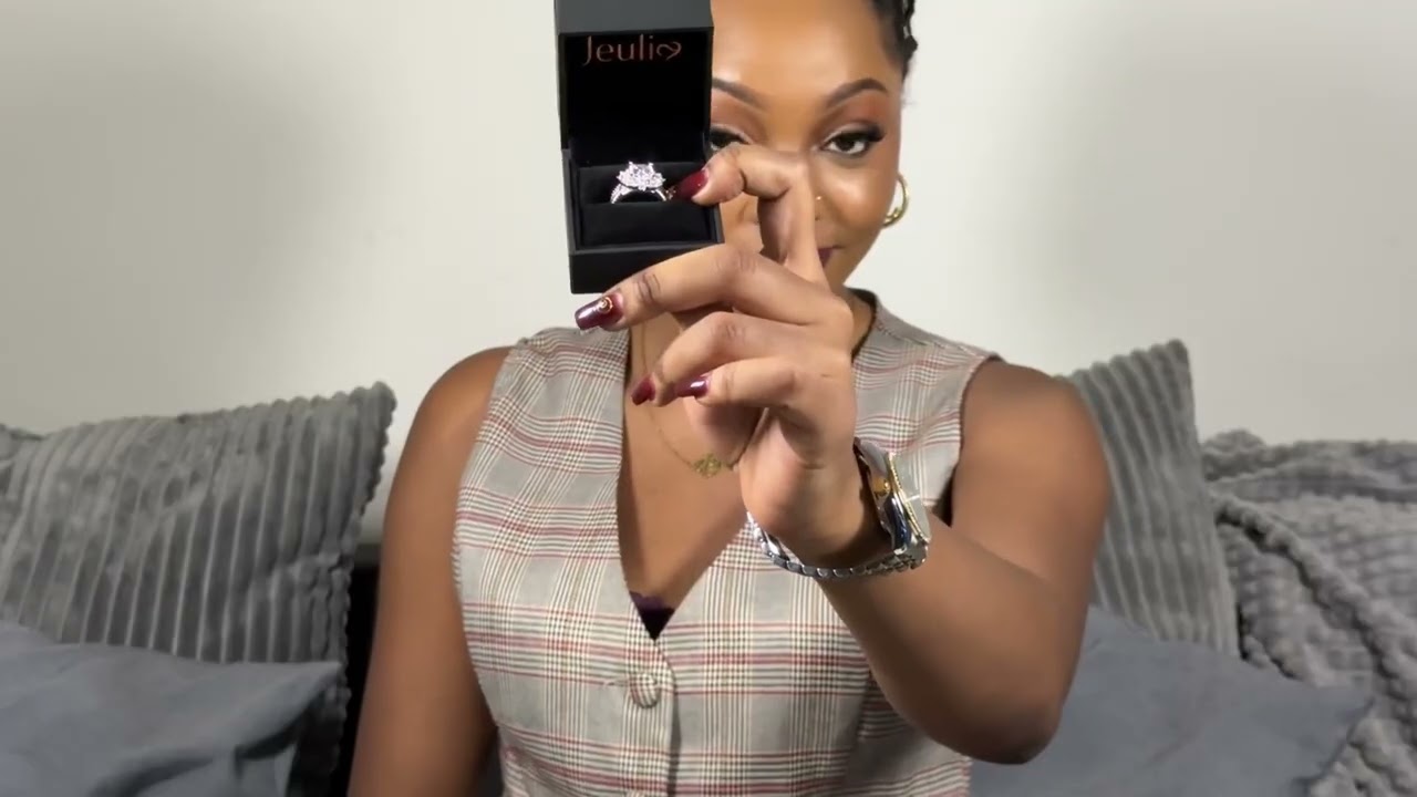 Choice Your Wedding Jewelry- Jeulia.com