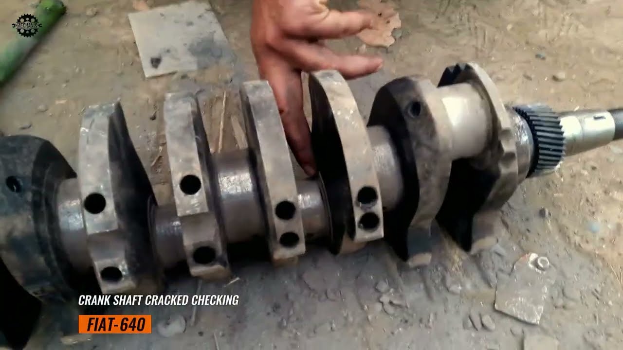 Accidented FIAT 640 Restoration Company tractor engine rebuild 