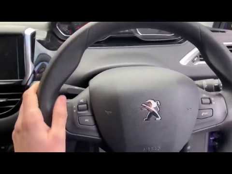 How to remove or replace Peugeot 208 steering wheel