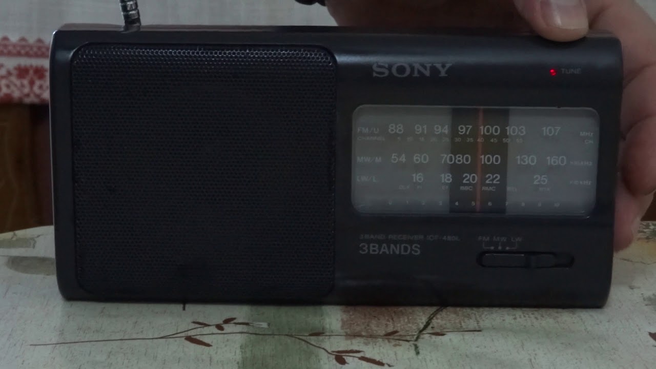 Radio Sony ICF 480 on reception LW-Antena Satelor 153KHz - YouTube