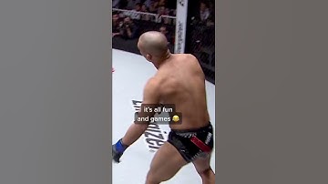 What fighting style is that? 😅