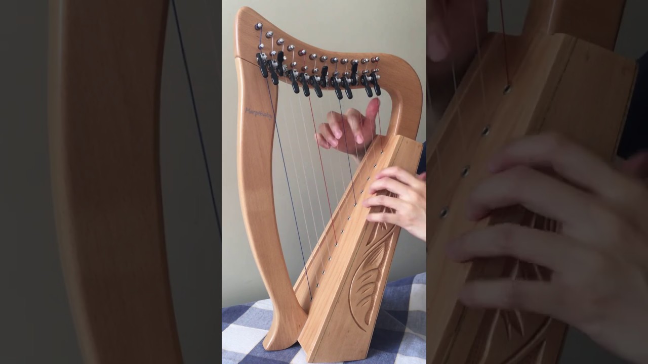 I sing of Thee, 12 strings baby harp, 12弦豎琴, Harp Solo adlı videoyu YouTube'da izle I sing of Thee, 12 strings baby harp, 12弦豎琴, Harp Solo adlı videoyu YouTube'da izle