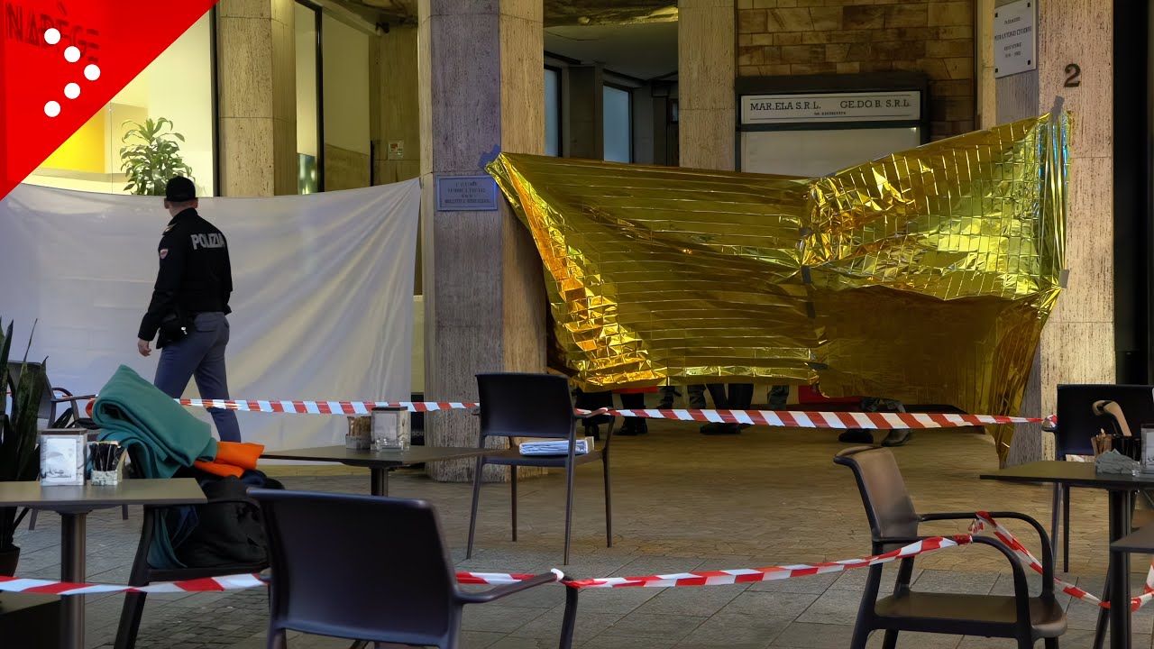 Omicidio in centro a Bergamo, uomo ucciso a coltellate: in fuga l'assassino